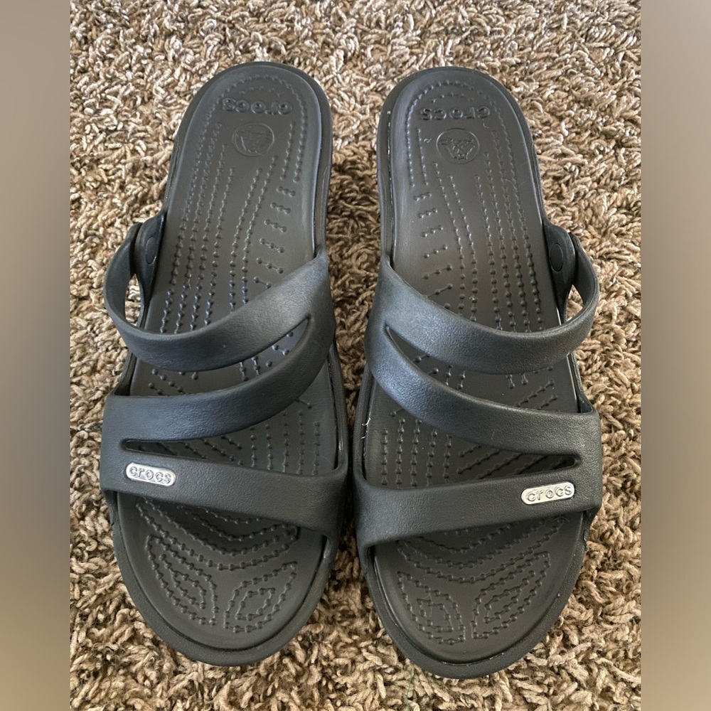Crocs Women's Patricia Wedges Sandal (8w)
